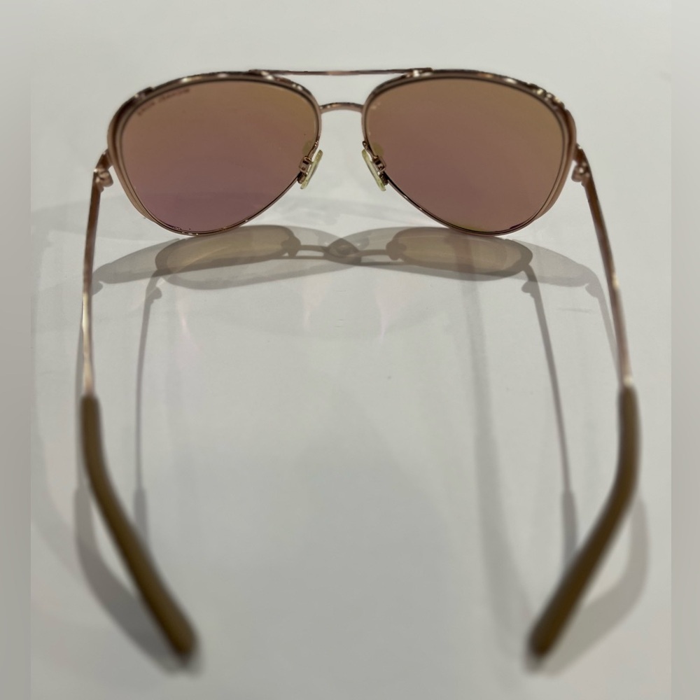 Michael Kors Women's Chelsea MK5004 Sunglasses in excellent condition - Picture 4 of 9
